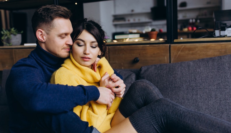 20 Caring Ways to Show a Girl You Love Her & Are Serious About Her